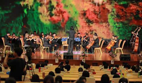 艾玛奏响科学孕育乐章 济南首届胎教音乐会泉城亮相